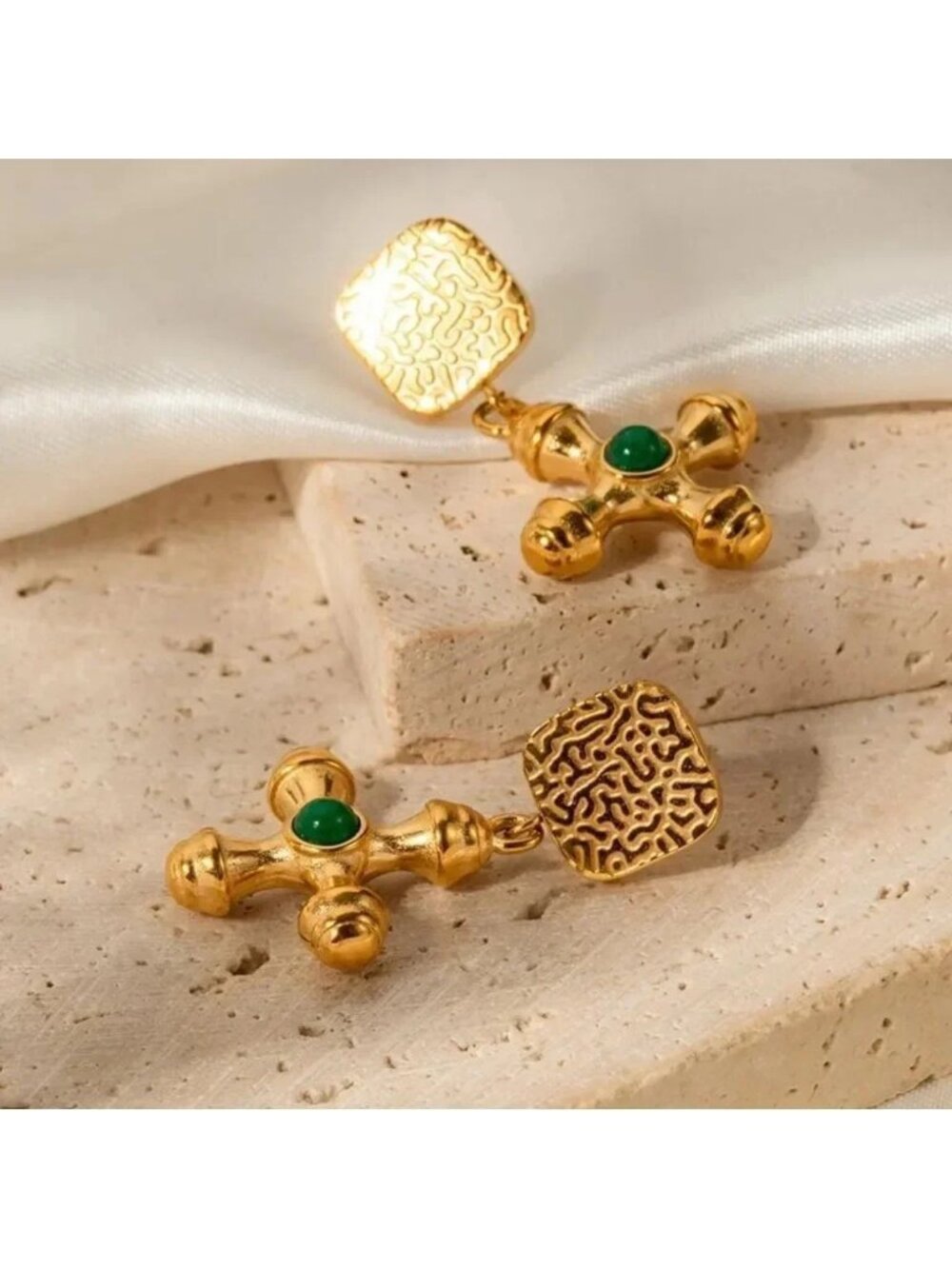 Vintage Onyx 18K Gold  Stainless Steel Waterproof Cross Earrings